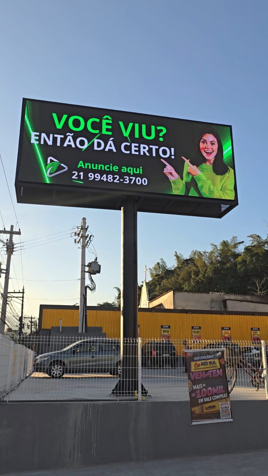 Painéis Outdoor e Indoor